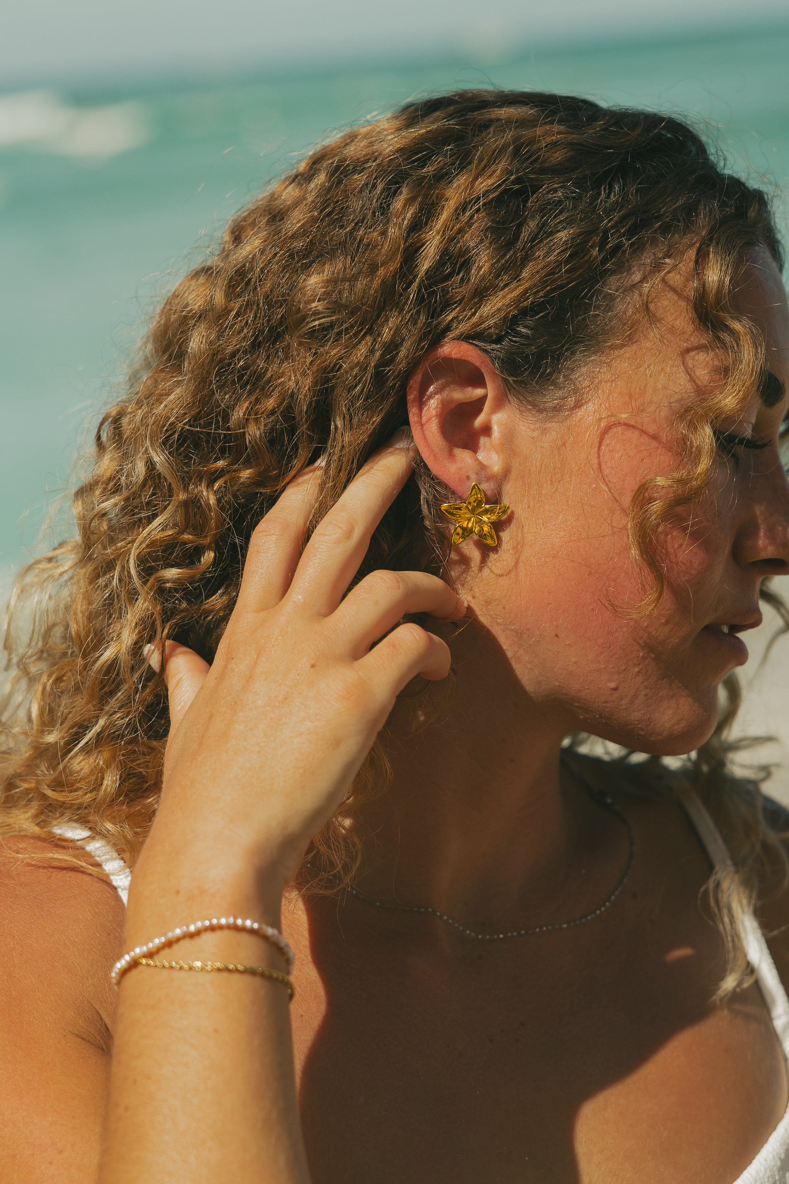 Cruelty-Free Shine: Non-Tarnish Gold Ponytail Cuffs That Withstand Surf & Sweat